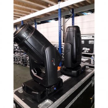 Robe BMFL Blade