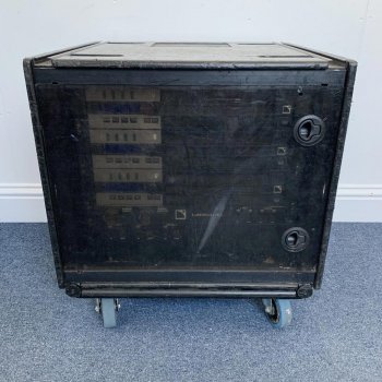 L-Acoustics LA8 LA-RAK AES/EBU R3