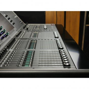 Yamaha CL5 with 2 x Rio 32/24 Stageboxes