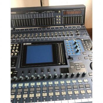 Yamaha DM1000