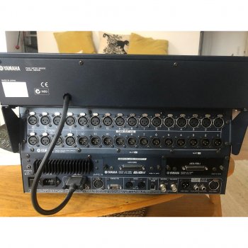 Yamaha DM1000