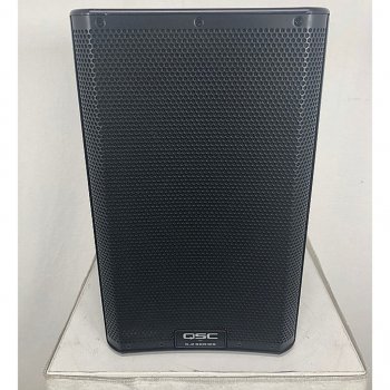 QSC K8.2