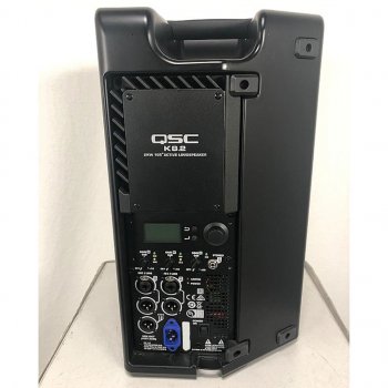 QSC K8.2