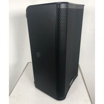 QSC K8.2