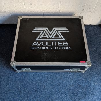 Avolites Pearl Expert and Touch Wing