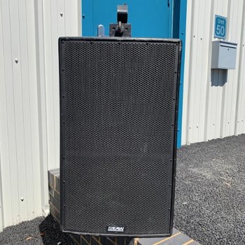 EAW KF695z